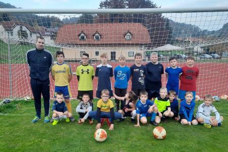 KNK mlajši dečki in trener David